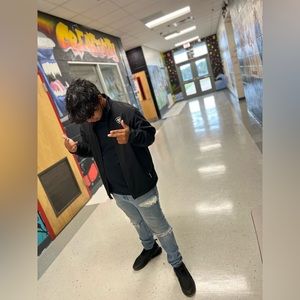 Meet your Posher, Emmanuel